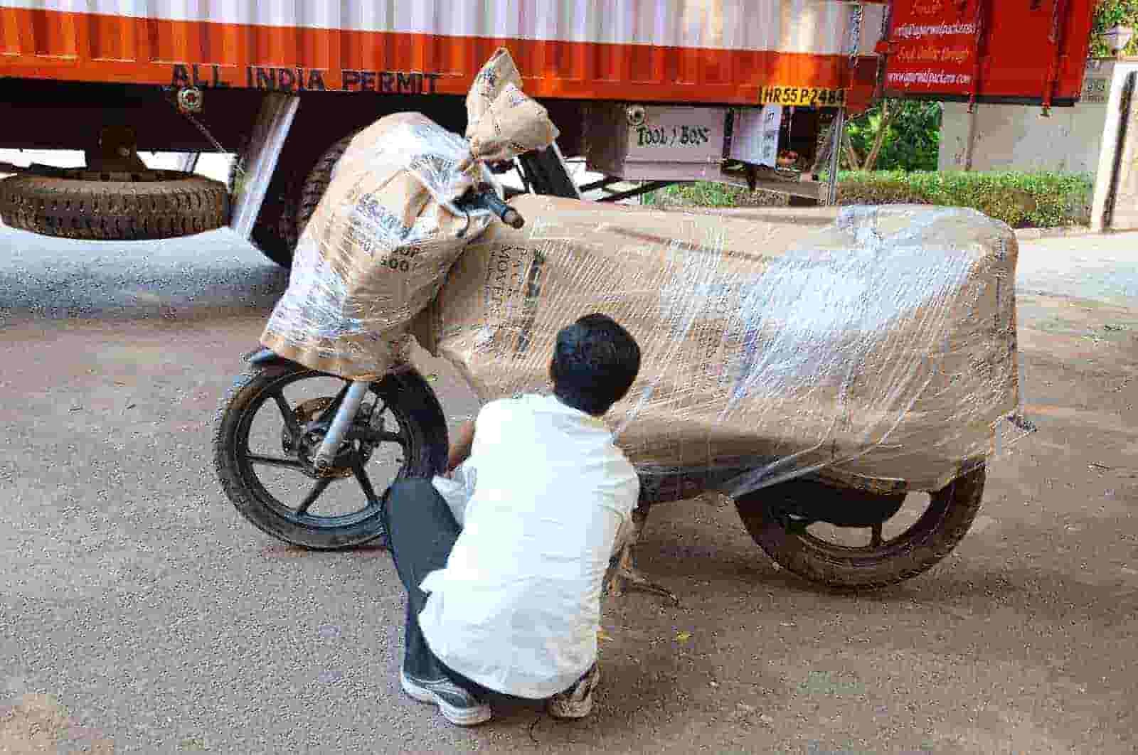 Bike transport services in jhansi